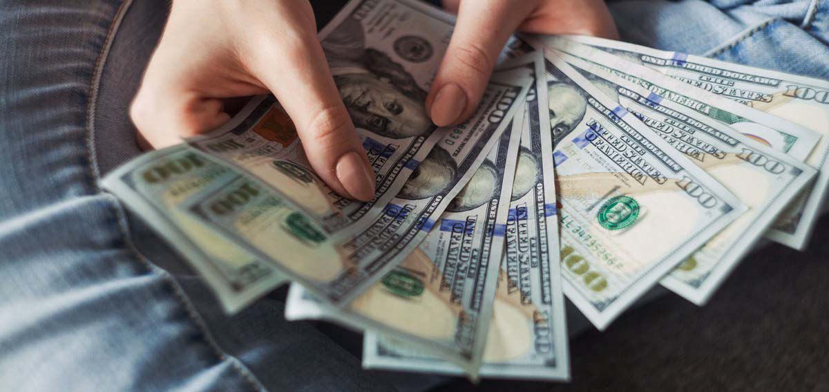 como ser influencer sin comprar seguidores - monetizar